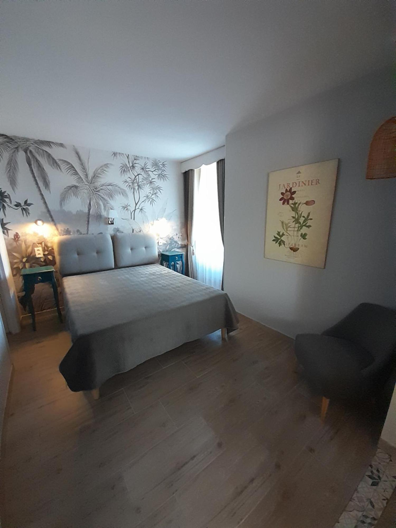 B&B Manoir De La Fabregues Estaing  Pokoj fotografie