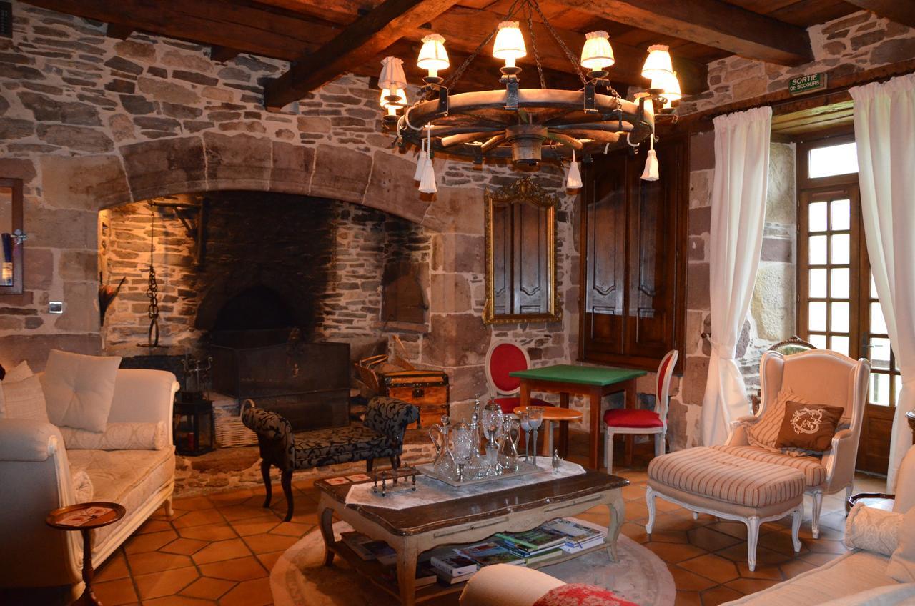 B&B Manoir De La Fabregues Estaing  Exteriér fotografie